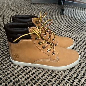 Timberland Women’s Sneaker Boot